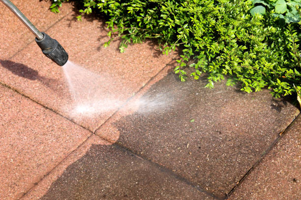 Best Garage Pressure Washing  in Cresson, PA